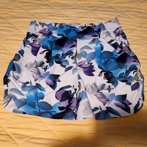 Cinch shorts w/ pockets